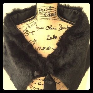 Black, Faux fur shoulder wrap
